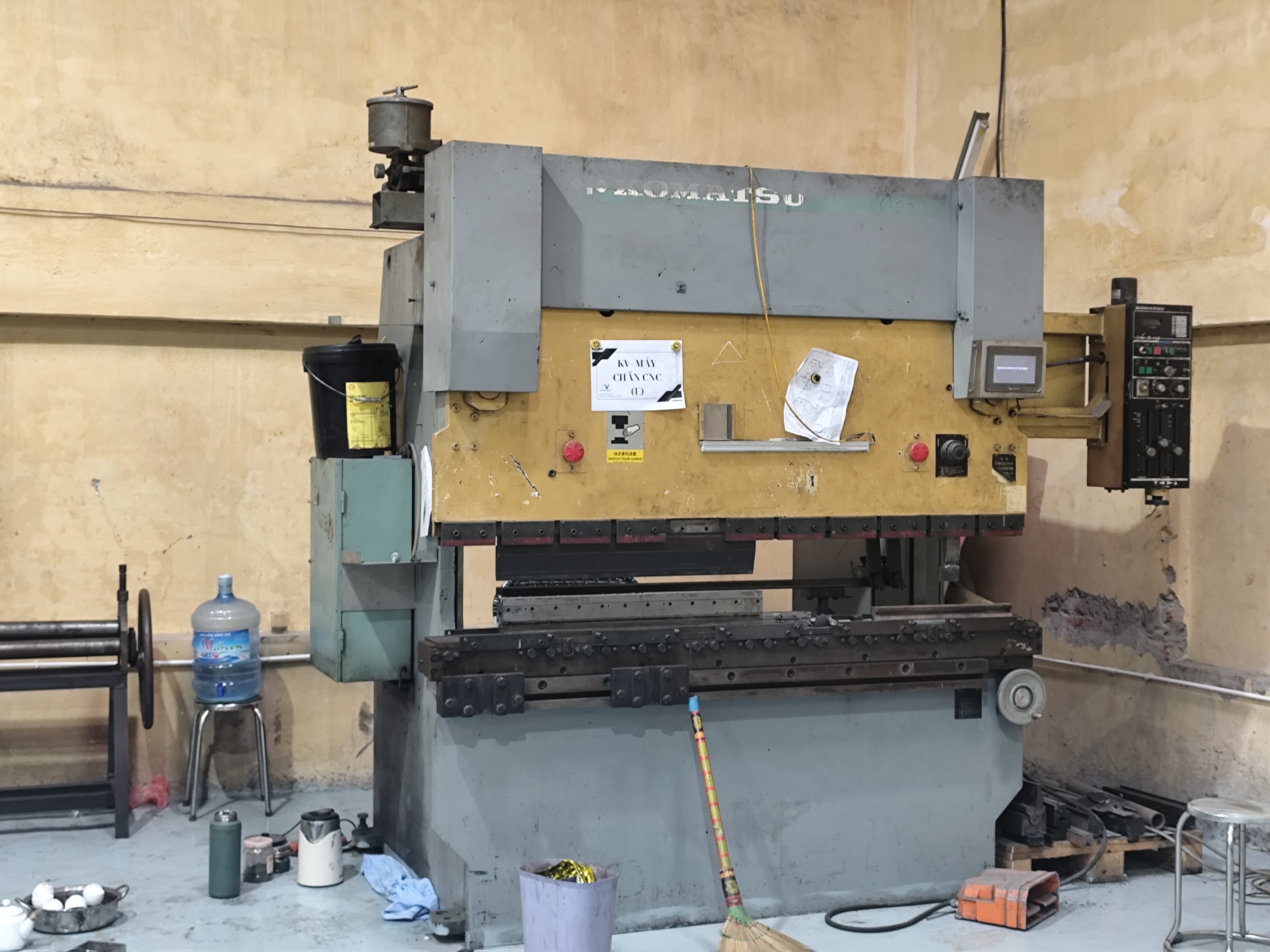 Bending machine (2)